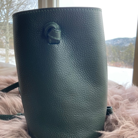 Lindquist Small Cyl in Pine - Picture 6 of 7